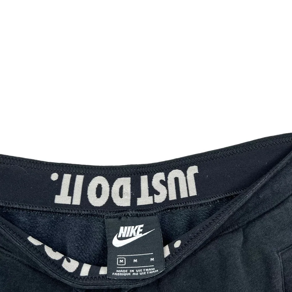 Nike Womens Jogger Pants Sportwear Drawstring Waist Metallic Logo Print Black M*